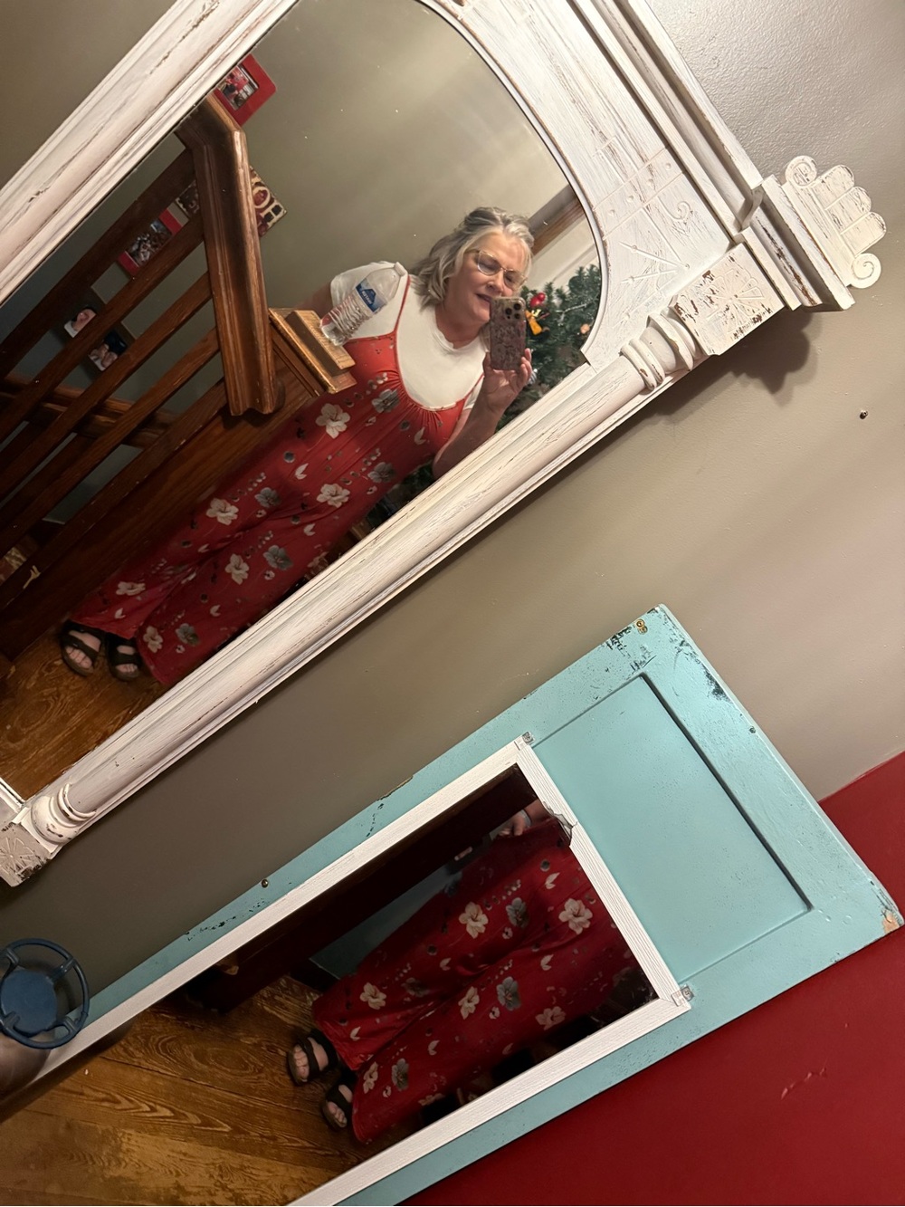 Red Floral Wide-Leg Jumpsuit New Boutique - Picture 3 of 5